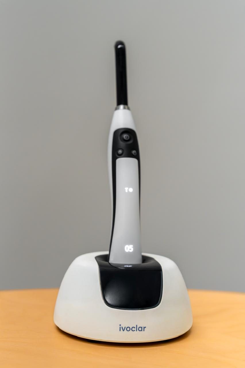 LED curing light on charging dock